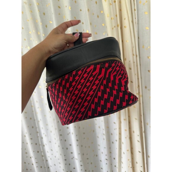 Dezigns By Kamohoalii Hawaiian Tribal New York Fashion Week Cosmetic Train Case - Picture 5 of 7